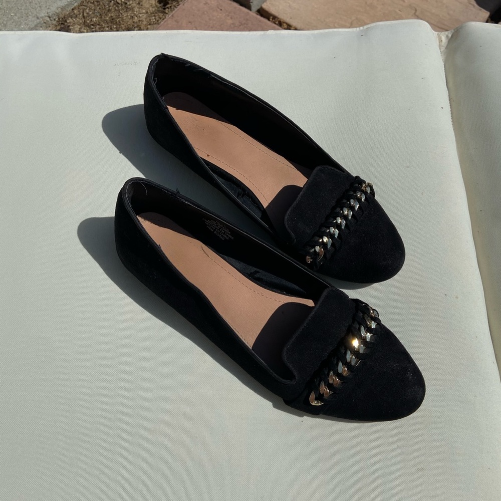 Suede like with gold detailed loafers